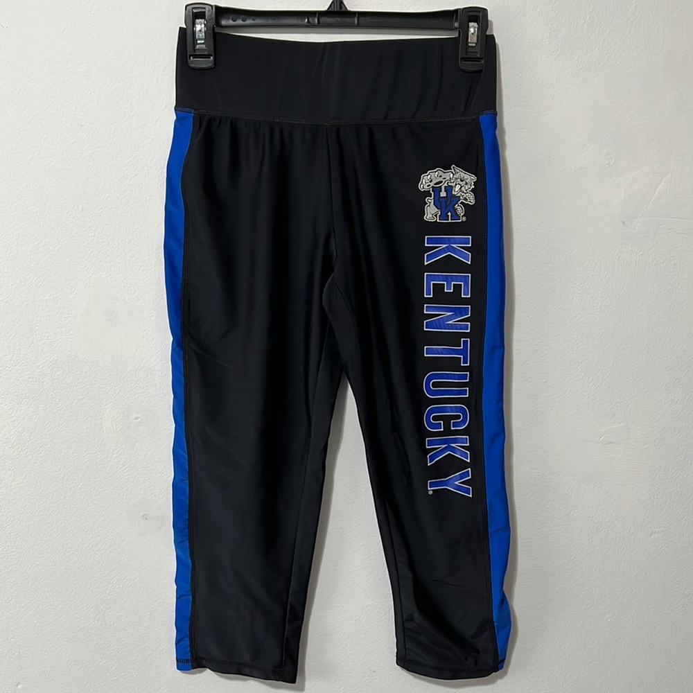 Women’s University of Kentucky leggings.